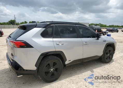 2020 Toyota Rav4 Xse z USA, uszkodzony, nr VIN JTMEWRFV9LJ033203